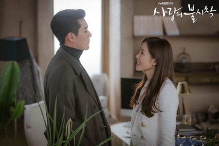 Son Ye-jin and Hyun Bin in Crash Landing on You (2019)