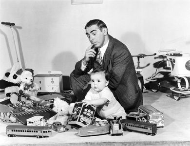 Eddie Cantor and Baby Quintanilla in Forty Little Mothers (1940)