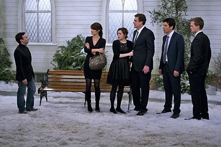 Neil Patrick Harris, Alyson Hannigan, Jason Segel, Danny Strong, Josh Radnor, and Cobie Smulders in How I Met Your Mothe