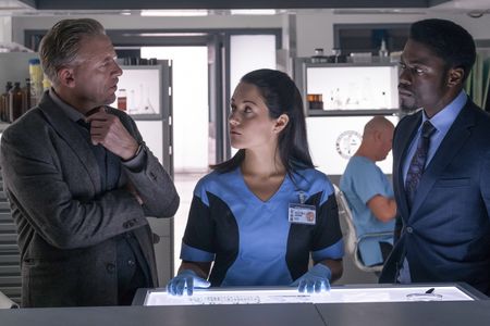 Clé Bennett, Callum Keith Rennie, and Arabella Oz in Jigsaw (2017)