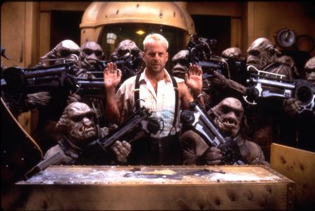 Bruce Willis and Clifton Lloyd Bryan in The Fifth Element (1997)