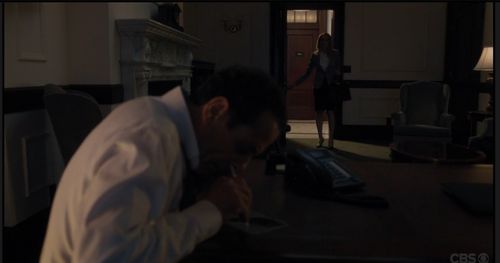 Tony Shalhoub and Jan Maxwell in BrainDead (2016)