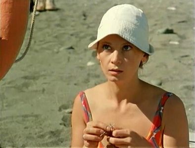 Svetlana Smirnova in Dama s popugaem (1988)