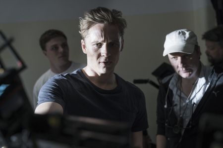 Bernhard Jasper and Matthias Schweighöfer in You Are Wanted (2017)