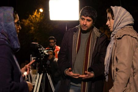 Baran Kosari, Mahtab Keramati, and Abdolreza Kahani in Absolutely Tame Is a Horse (2011)