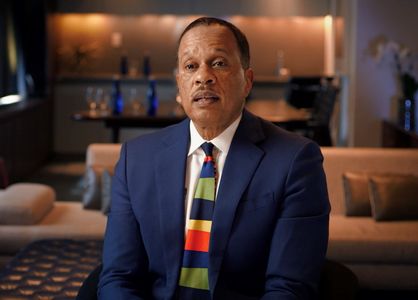 Juan Williams in Ali & Cavett: The Tale of the Tapes (2018)