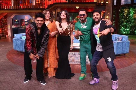 Divya Khosla Kumar, Yo Yo Honey Singh, and Guru Randhawa in Guru Randhawa, Yo Yo Honey Singh Ft. Divya Khosla Kumar: Des