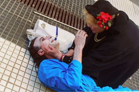 María Vaner and Gustavo Collini in Ciudad invisible (2008)