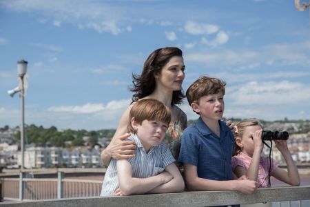 Rachel Weisz, Kit Connor, Eleanor Stagg, and Finn Elliot in The Mercy (2018)