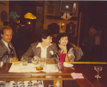 Kelsey Grammer, Mandy Ingber, and Timothy Williams in Cheers (1982)