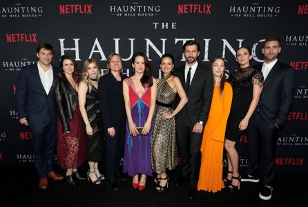 Carla Gugino, Michiel Huisman, Elizabeth Reaser, Cindy Holland, Blair Fetter, Kate Siegel, Oliver Jackson-Cohen, Meredit