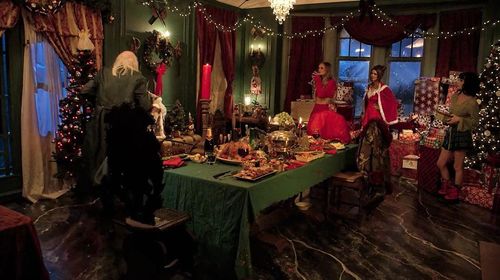 Tom Fitzpatrick, Dare Taylor, Lauren Nicole Smith, and Cody Renee Cameron in The Twelve Slays of Christmas (2022)