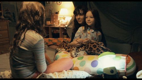 Eowyn Blum, Havana Blum, and Scarlett Blum in Passing (2019)