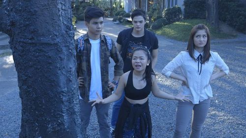 Kiray Celis, Mark Neumann, Ryle Paolo Santiago, and Taki Saito in #ParangNormal Activity (2015)