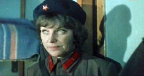 Elza Lezhdey in Daisny tserguudee sonsotsgoo! (1971)