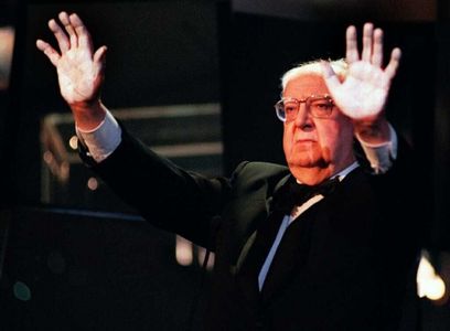 José Luis Borau in Premios Goya: 12 premios Goya (1998)