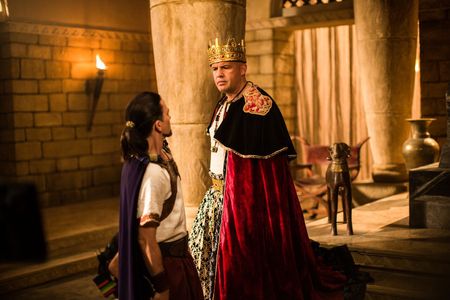 Billy Zane and Jackson Rathbone in Samson (2018)