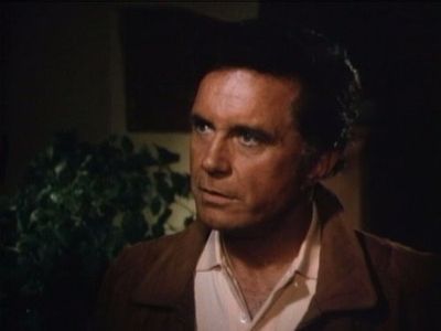 Cliff Robertson in Falcon Crest (1981)