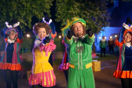 Job Bovelander and Anouk de Pater in De club van Sinterklaas en de race tegen de klok (2022)