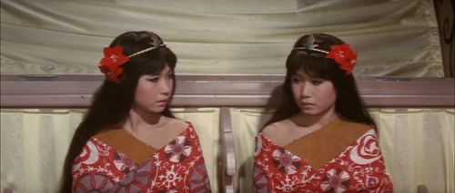 Emi Itô and Yumi Itô in Ghidorah, the Three-Headed Monster (1964)