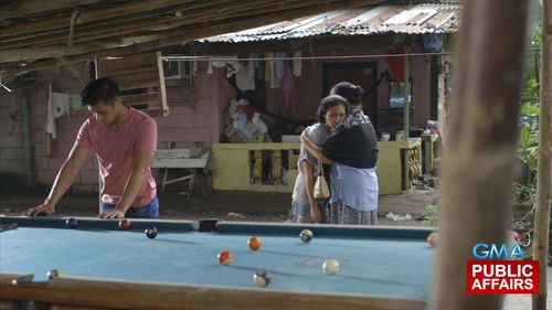 Rocco Nacino and Elora Españo in Karelasyon (2015)