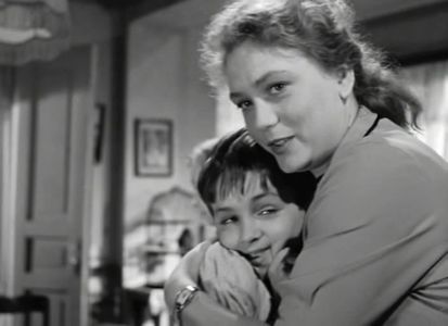 Neonila Gnepovskaya and Lyonya Babich in Sashko (1959)