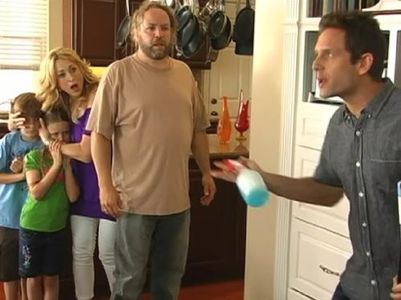 Jennifer Blanc-Biehn, Ray Porter, Glenn Howerton, Brighid Fleming, and Caleb Guss in It's Always Sunny in Philadelphia (