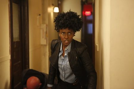 Jade Eshete in Dirk Gently's Holistic Detective Agency (2016)