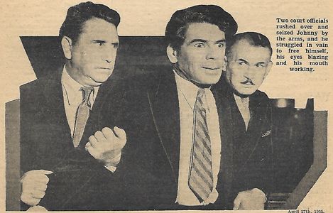 Glen Cavender, Paul Muni, and Ralph Navarro in Bordertown (1935)