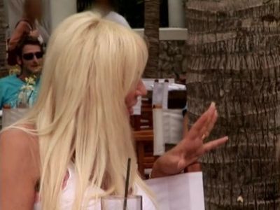 Linda Hogan in Hogan Knows Best (2005)