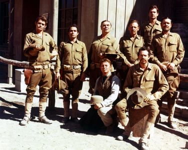 William Holden, Ernest Borgnine, Bo Hopkins, Rayford Barnes, Ben Johnson, Warren Oates, and Jaime Sánchez in The Wild Bu