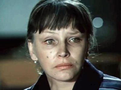 Elza Lezhdey in Byt bratom (1977)