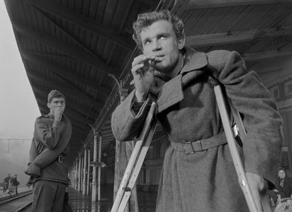 Vladimir Ivashov and Evgeniy Urbanskiy in Ballad of a Soldier (1959)