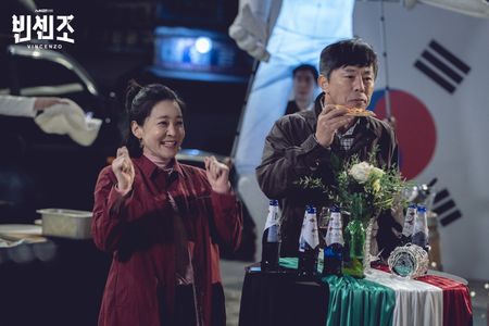 Choi Deok-moon and Lee Hang-na in Vincenzo (2021)