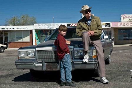 Alan Arkin and Jason Spevack in Sunshine Cleaning (2008)