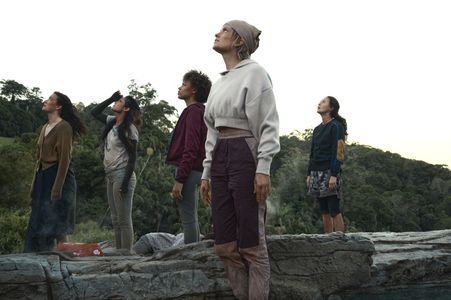 Mia Healey, Sophia Ali, Reign Edwards, Jenna Clause, Sarah Pidgeon, and Erana James in The Wilds: Exodus (2022)