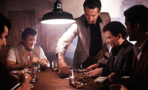 Robert De Niro, Ray Liotta, Joe Pesci, Frank Adonis, and Frank Sivero in Goodfellas (1990)