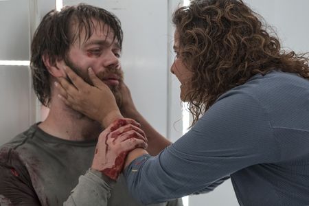 Nina Wadia and Jóhannes Haukur Jóhannesson in Origin (2018)