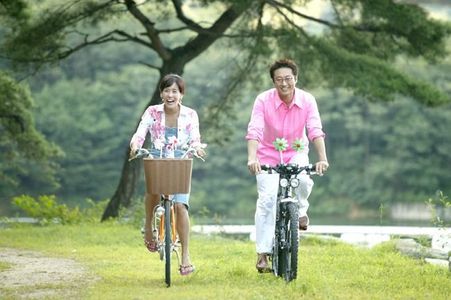 Shin-yang Park and Jeong-eun Kim in Paris ei yeonin (2004)