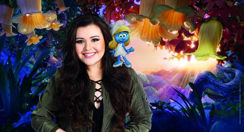 Diandra Flores in Smurfs: The Lost Village (2017)