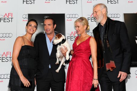 James Cromwell, Penelope Ann Miller, Bérénice Bejo, Jean Dujardin, and Uggie