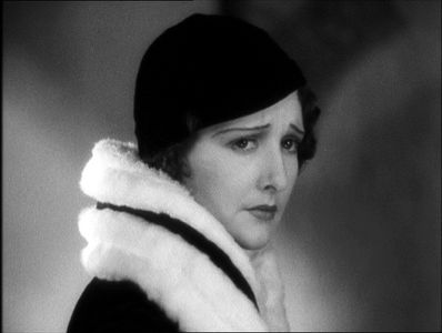 Anne Grey in Number 17 (1932)