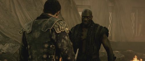 Adewale Akinnuoye-Agbaje and Sasha Roiz in Pompeii (2014)