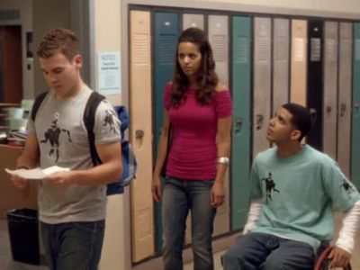 Melissa McIntyre, Shane Kippel, and Drake in Degrassi: The Next Generation (2001)