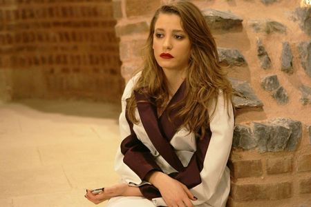 Serenay Sarikaya in Ebb and Tide (2013)