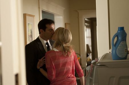 Jason Isaacs and Laura Allen in Awake (2012)