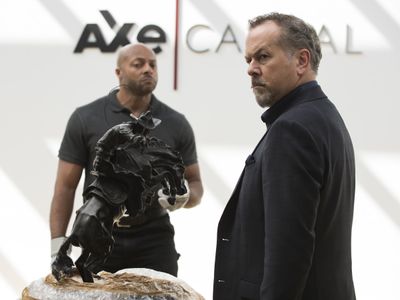 David Costabile and Jose Guns Alves in Billions (2016)