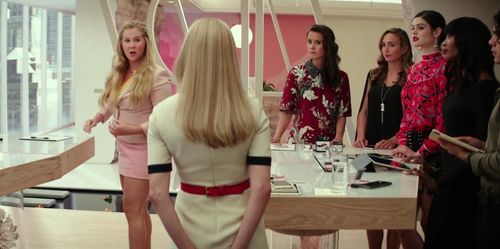 Naomi Campbell, Caroline Day, Amy Schumer, and Melanie Blake Roth in I Feel Pretty (2018)