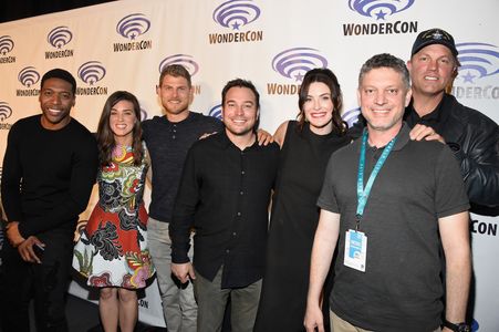 Adam Baldwin, Steven Kane, Hank Steinberg, Jocko Sims, Travis Van Winkle, Bridget Regan, and Marissa Neitling at an even