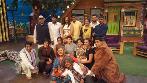 Babita Kumari, Mahavir Singh Phogat, Ali Asgar, Sunil Grover, Kiku Sharda, Sumona Chakravarti, Chandan Prabhakar, Kapil 